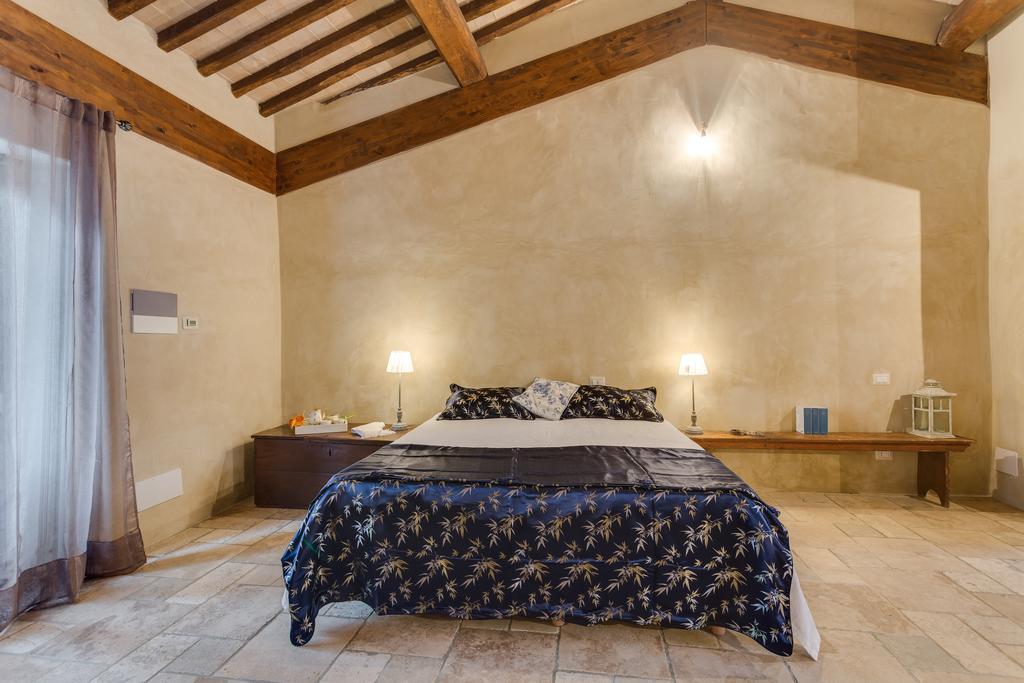 Agriturismo Le Canterie Radicondoli Luaran gambar