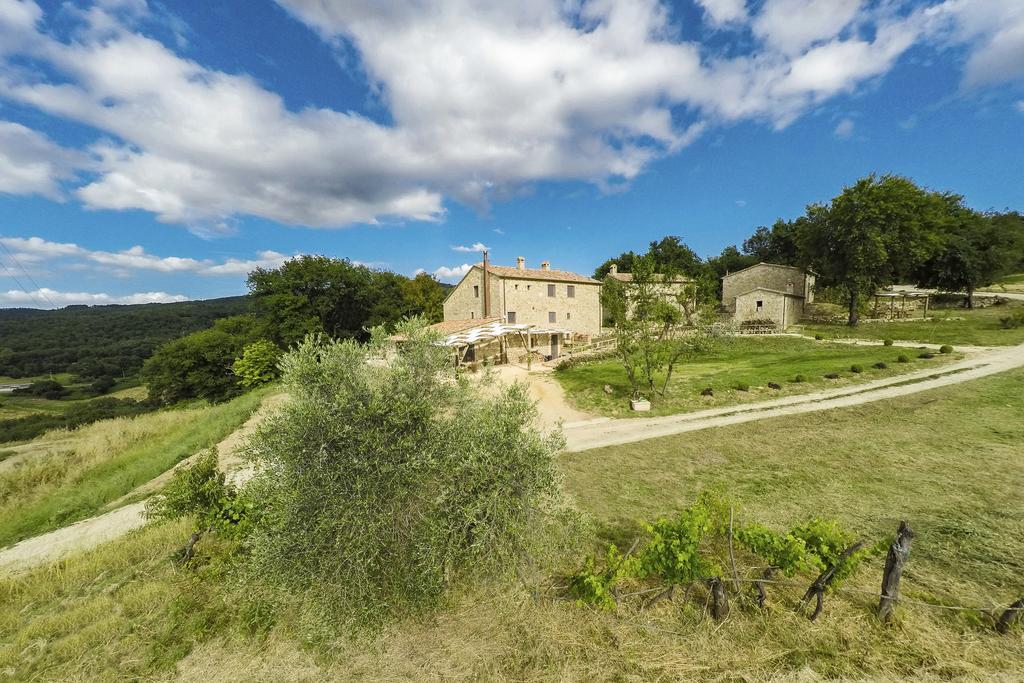 Agriturismo Le Canterie Radicondoli Luaran gambar