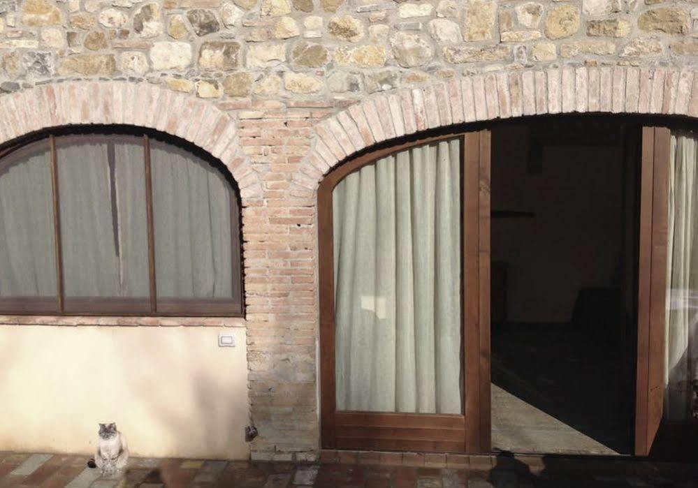 Agriturismo Le Canterie Radicondoli Luaran gambar