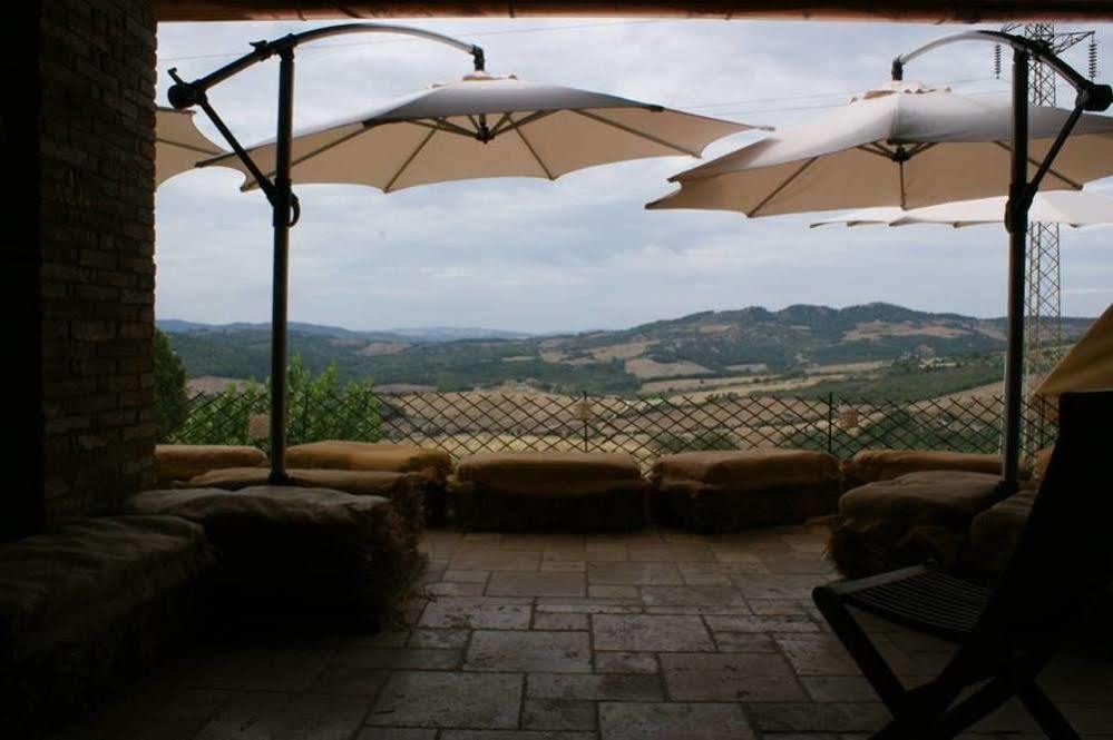 Agriturismo Le Canterie Radicondoli Luaran gambar